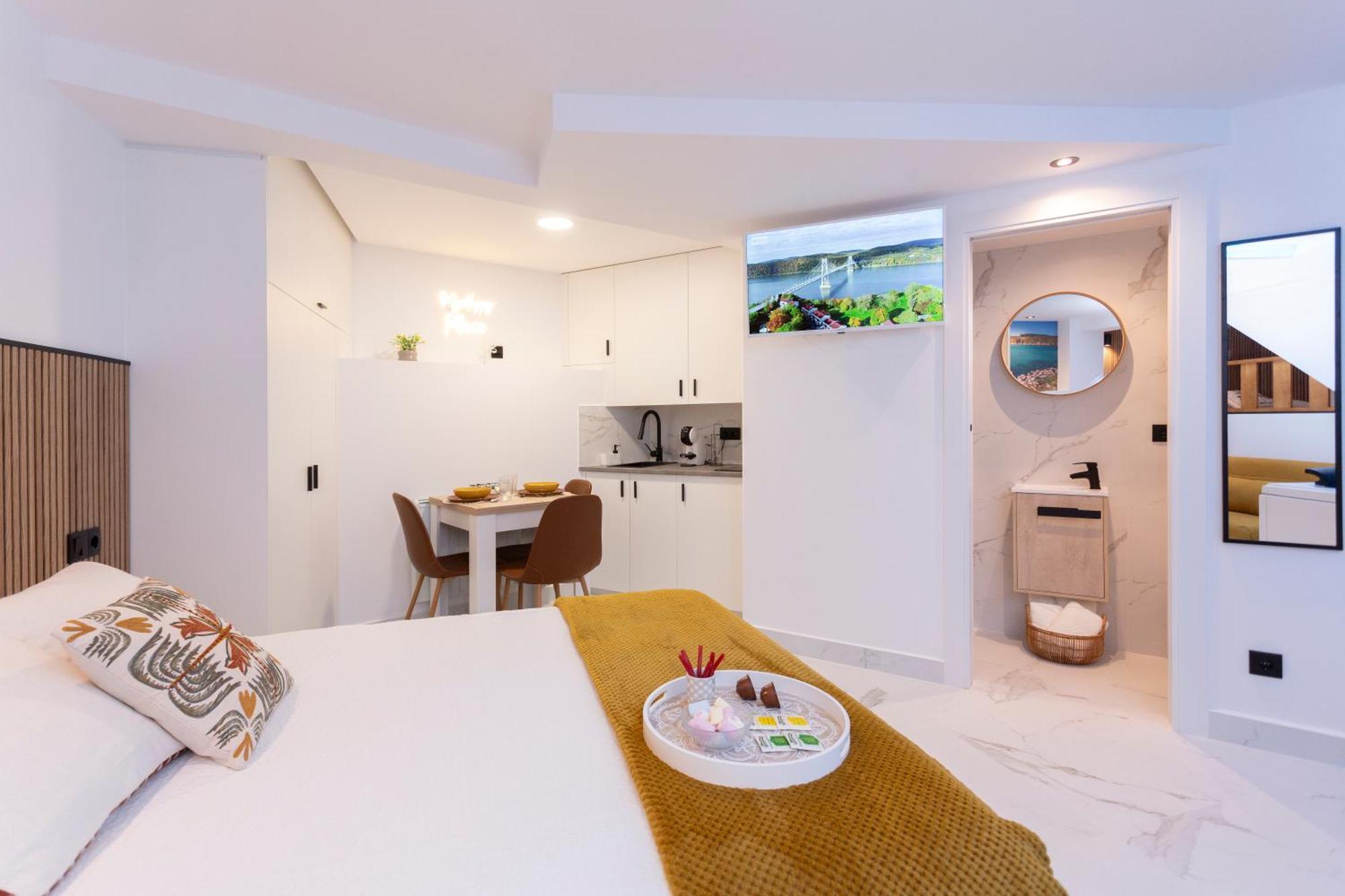 Apartamentos Triple M มัลปิกา ภายนอก รูปภาพ