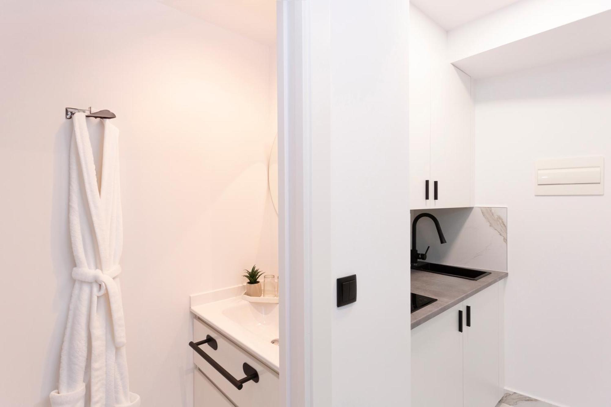 Apartamentos Triple M มัลปิกา ภายนอก รูปภาพ