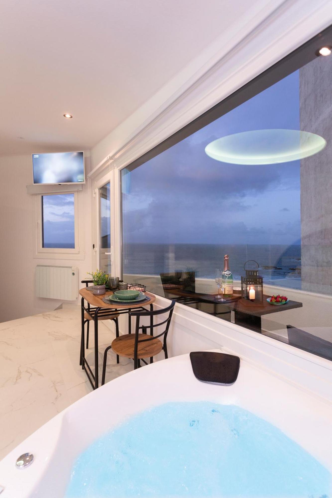 Apartamentos Triple M มัลปิกา ภายนอก รูปภาพ