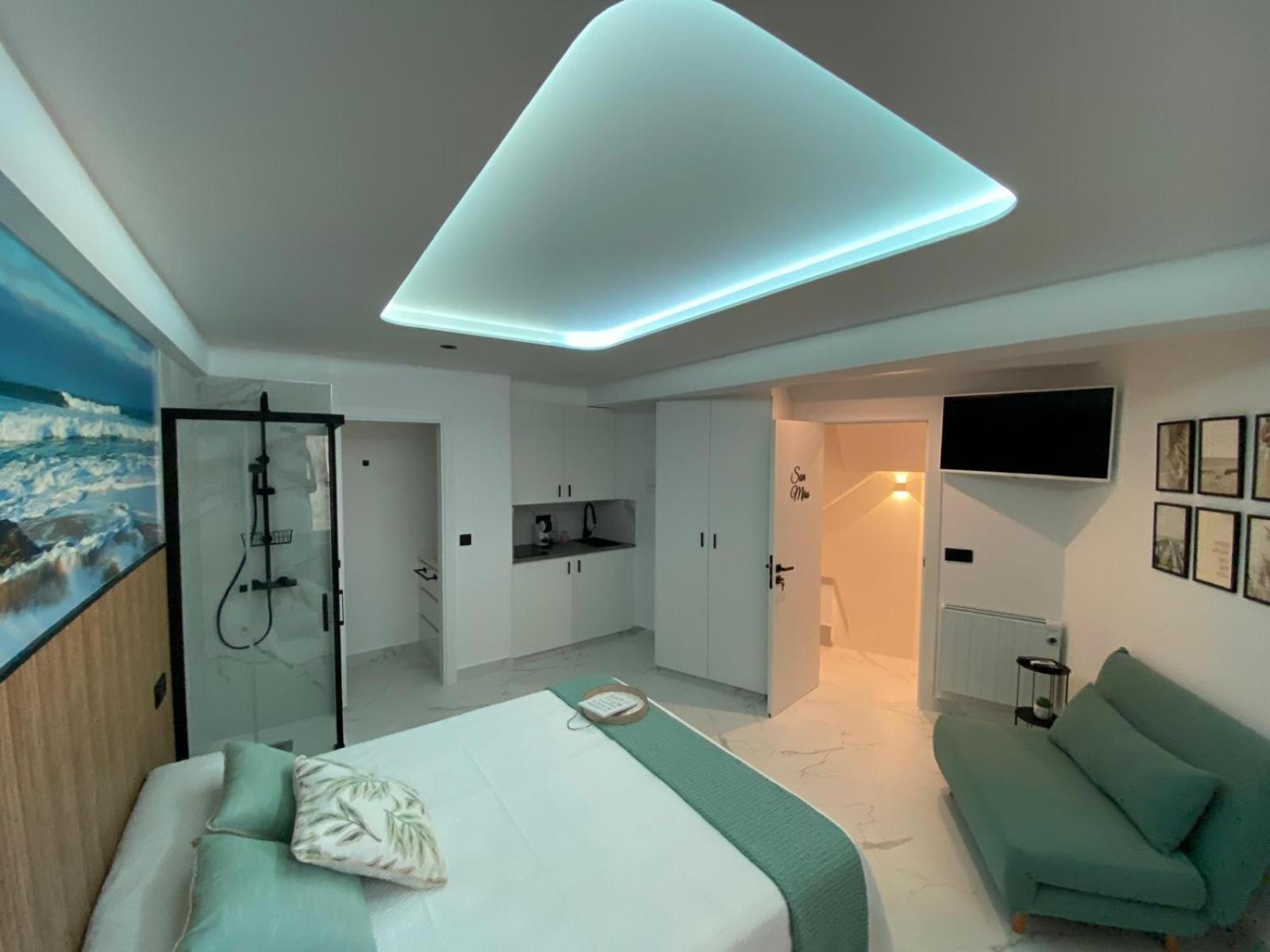 Apartamentos Triple M มัลปิกา ภายนอก รูปภาพ